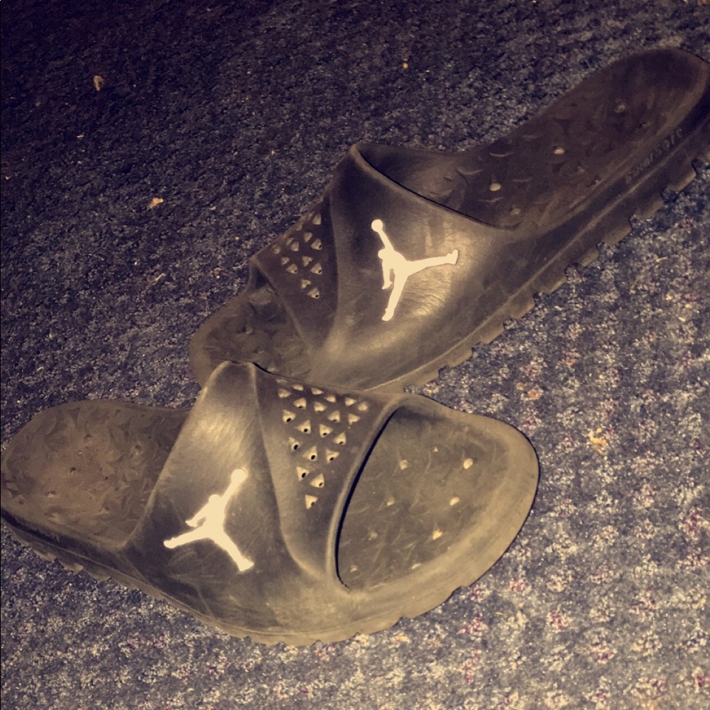 Shoes/slides